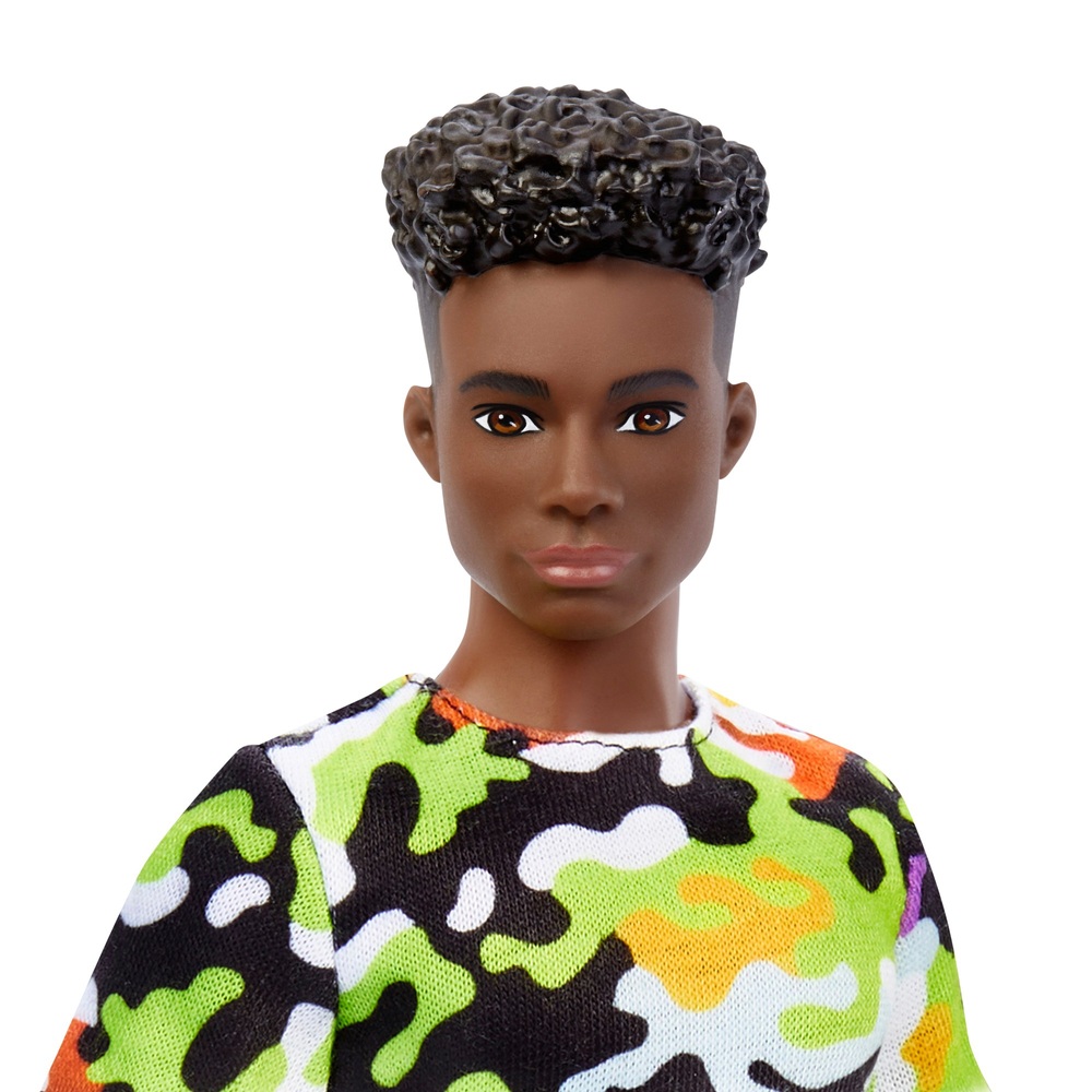 Barbie Fashionista Ken Puppe 183 Camo-T-Shirt