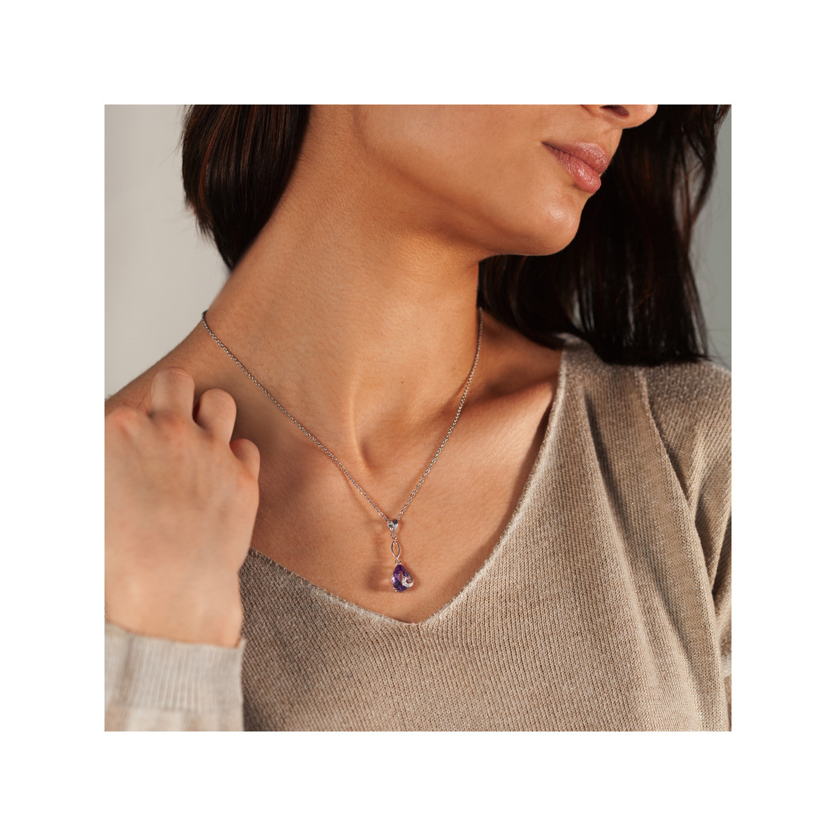 Collier argent 925 améthyste taille poire et zirconias 45 cm
