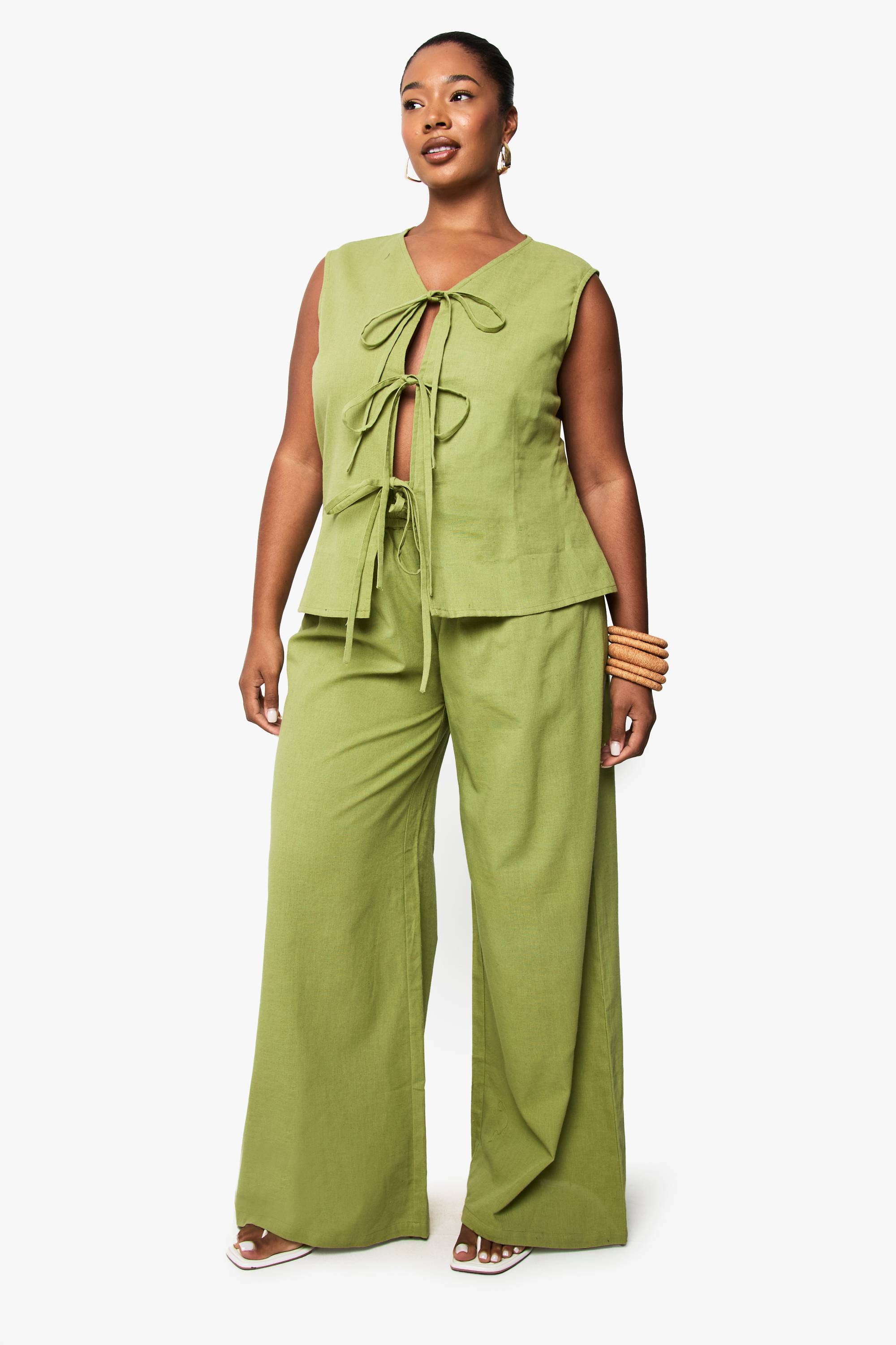 boohoo Plus Tie Front Sleeveless Top And Paperbag Trouser Co-ord
