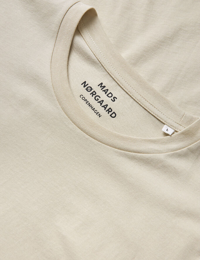 Mads Nørgaard - Copenhagen Organic Thor Tee Almond milk