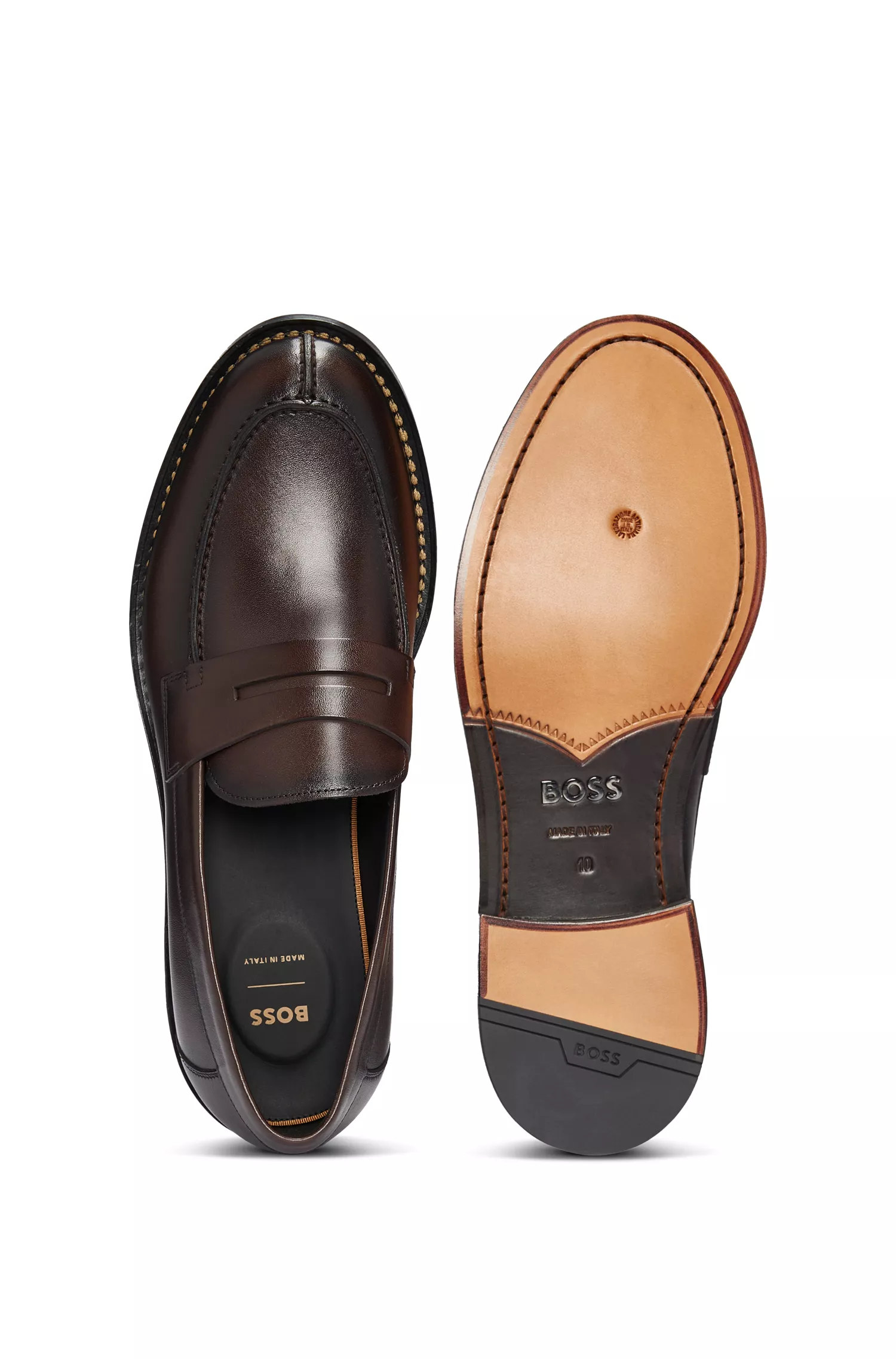 Mocassins BOSS de couro preto com detalhe de moeda