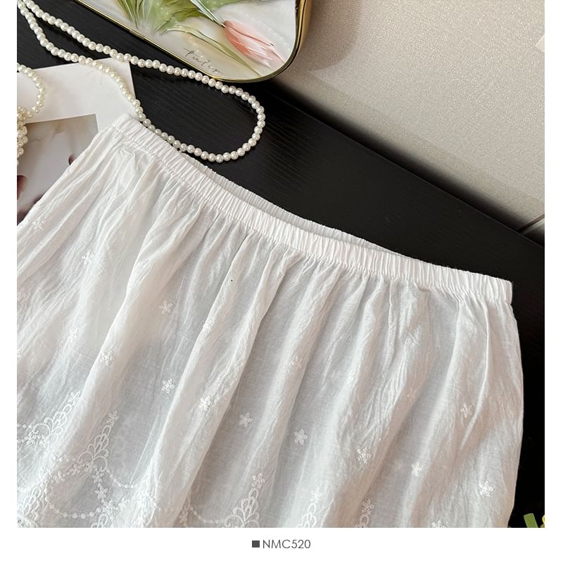 Lemongrass - Minirok met elastische taille en kanten rand en borduurwerk
