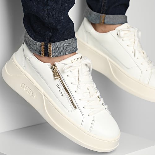 Baskets FM7CAZLEA12 White