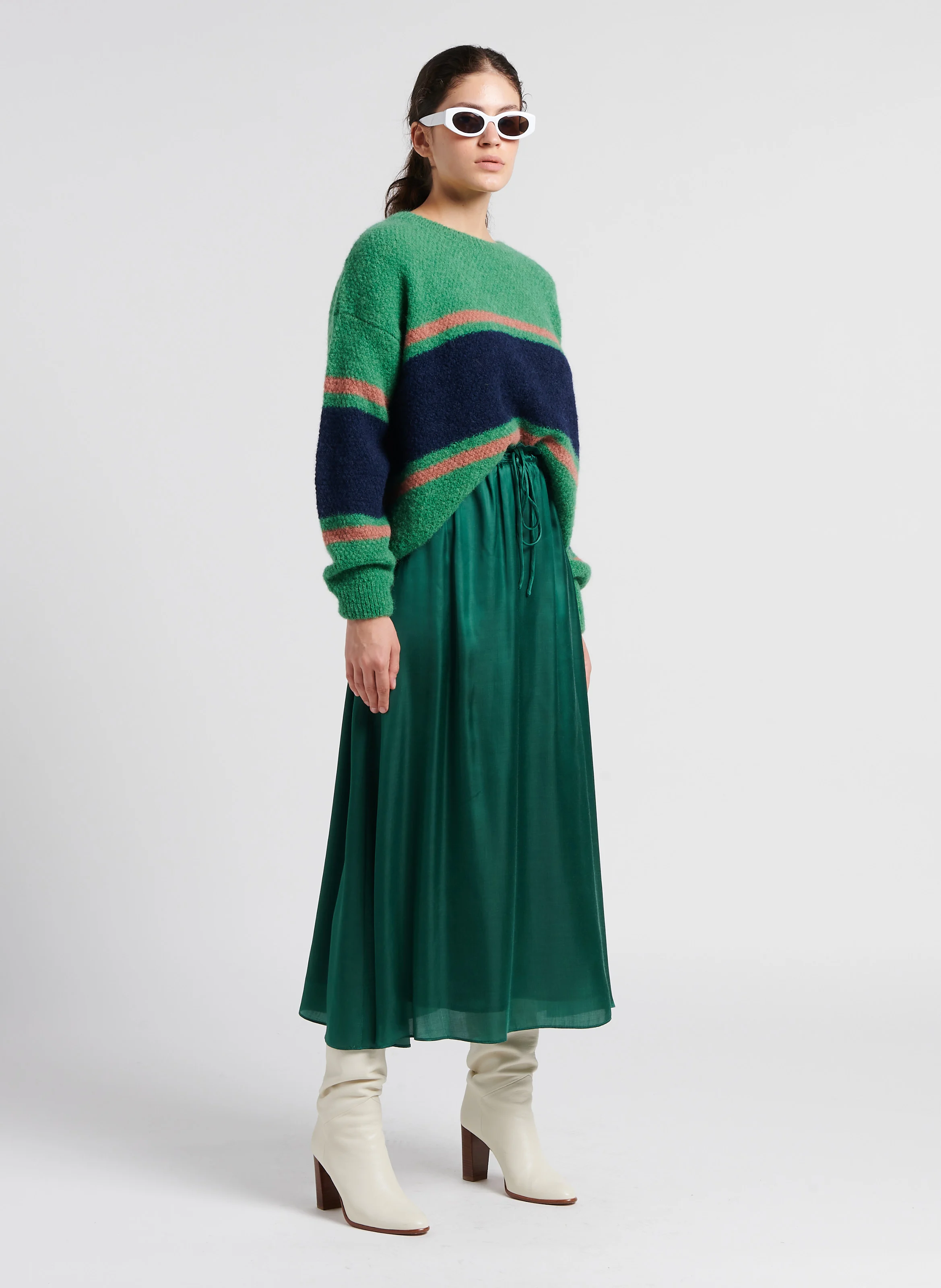 JULIETTE - Jupe midi évasée taille haute | Vert