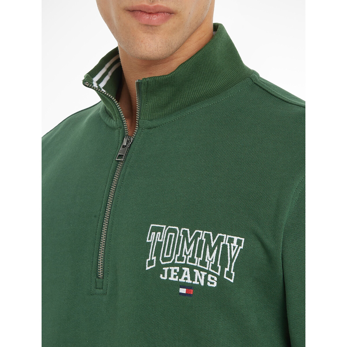 TOMMY JEANS<br>Suéter com gola alta e meio zíper