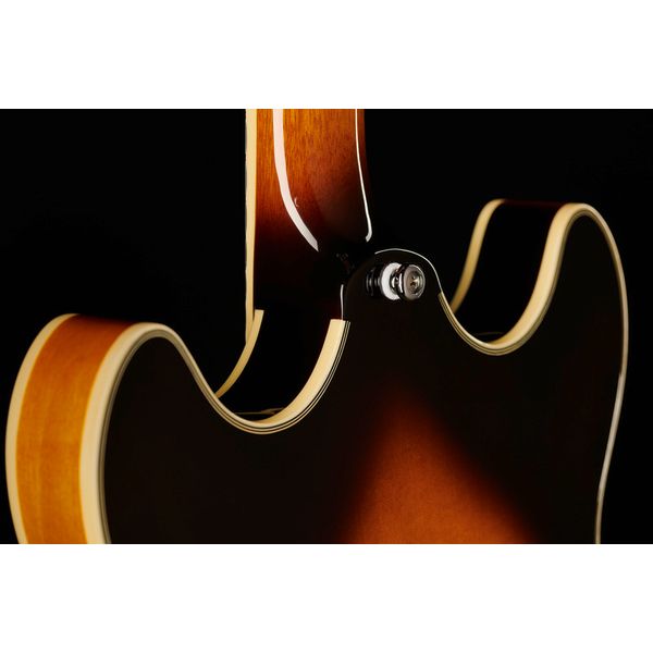 Larry Carlton H7V VS