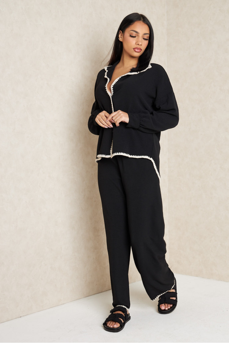 Ensemble 2 pièces chemisier + pantalon noir à coutures beige