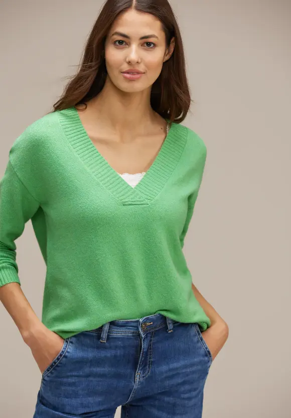 V-Ausschnitt Pullover - light spring green mel.