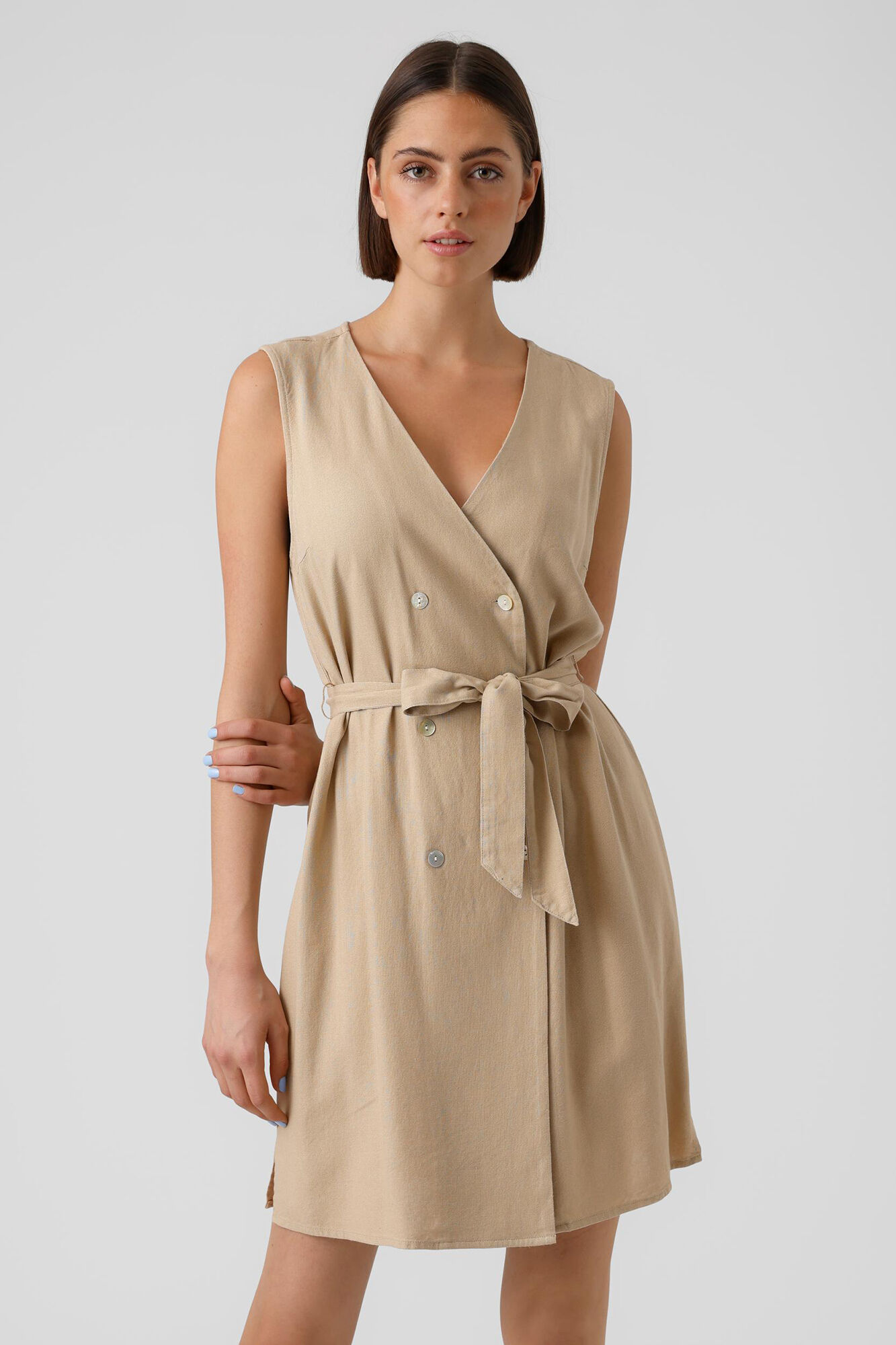 Vestido curto de linho - Marrom