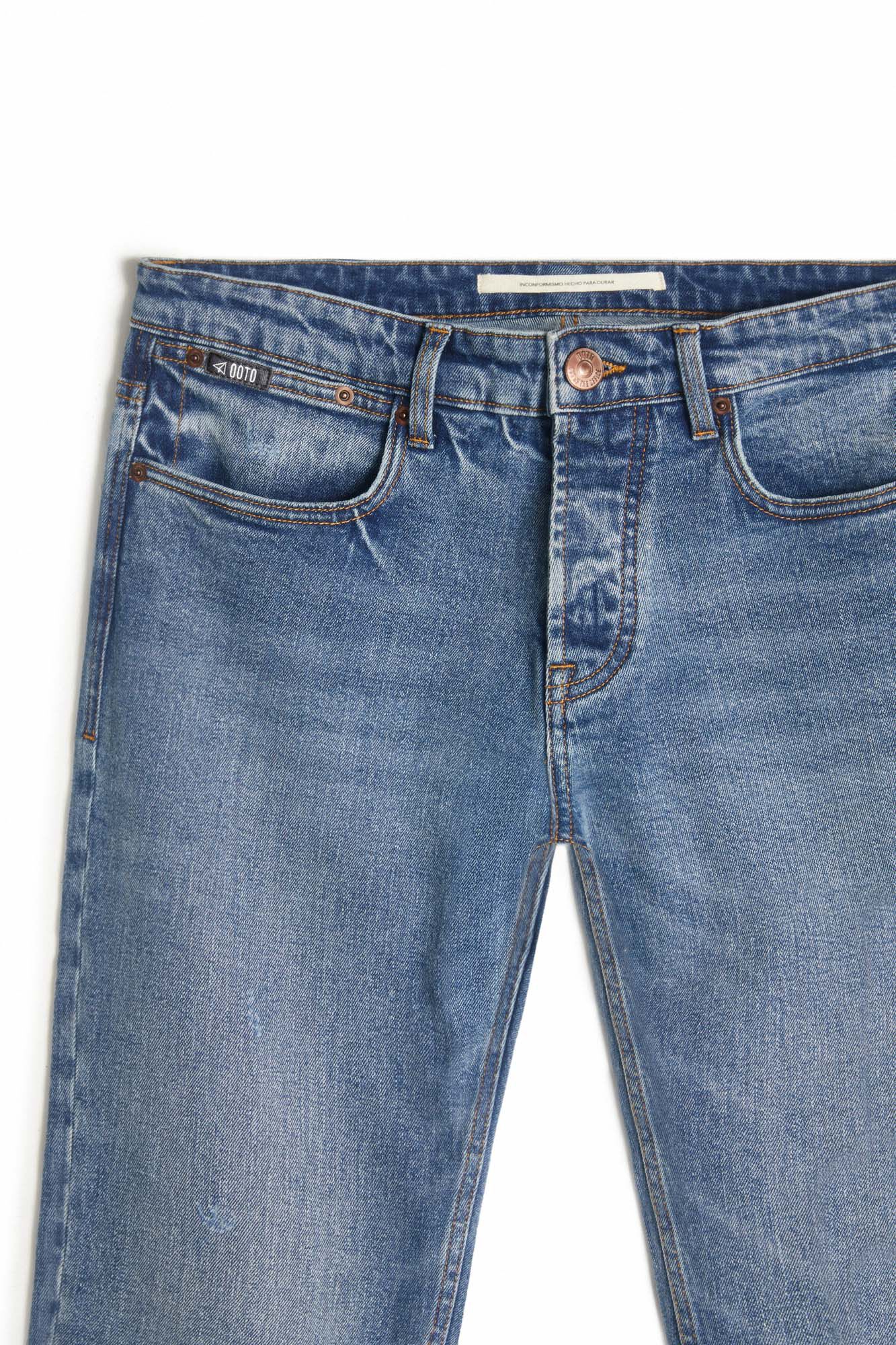 calça jeans slim de lavagem média