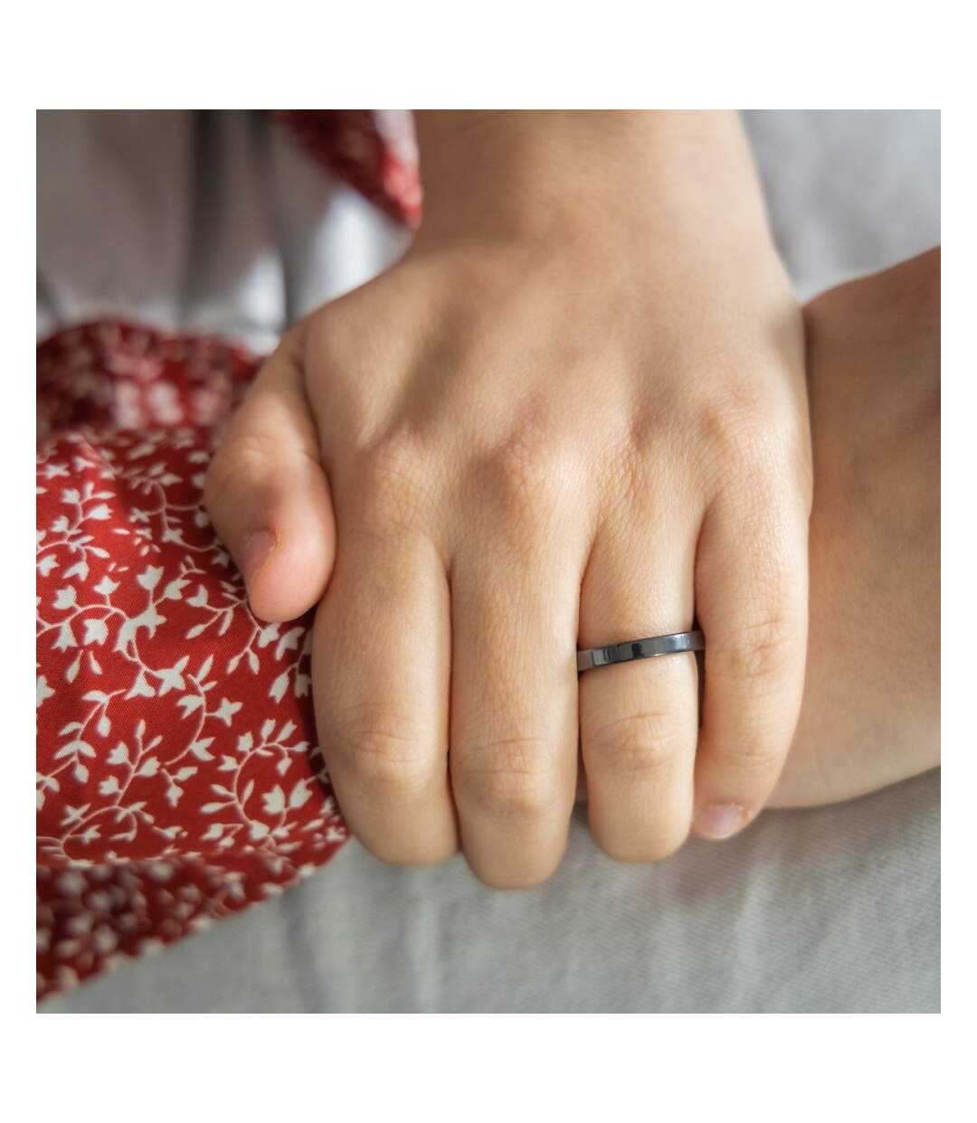 Coffret Bague Femme Trois en Une en Céramique Ornée Zirconium