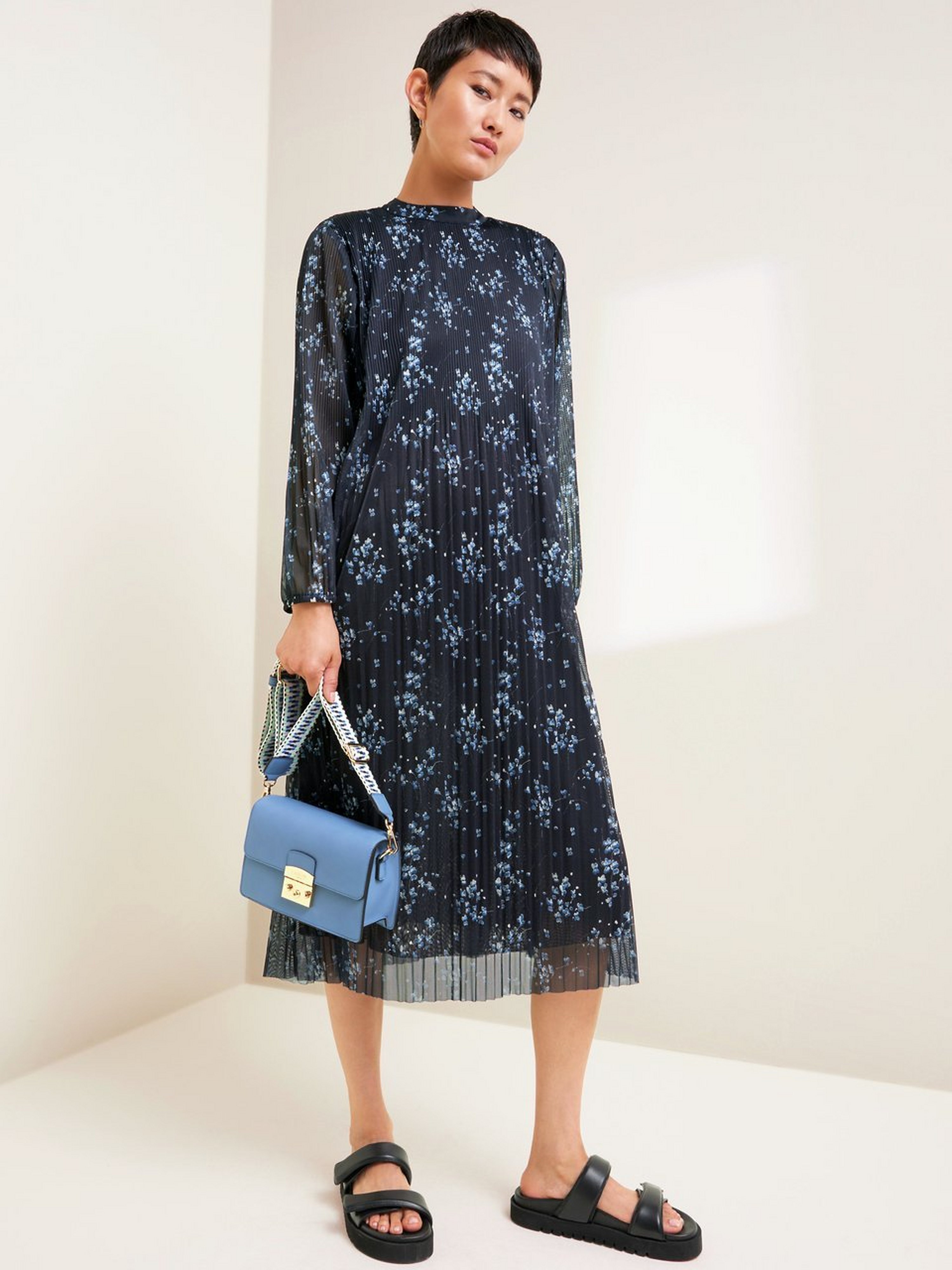 Kleid
