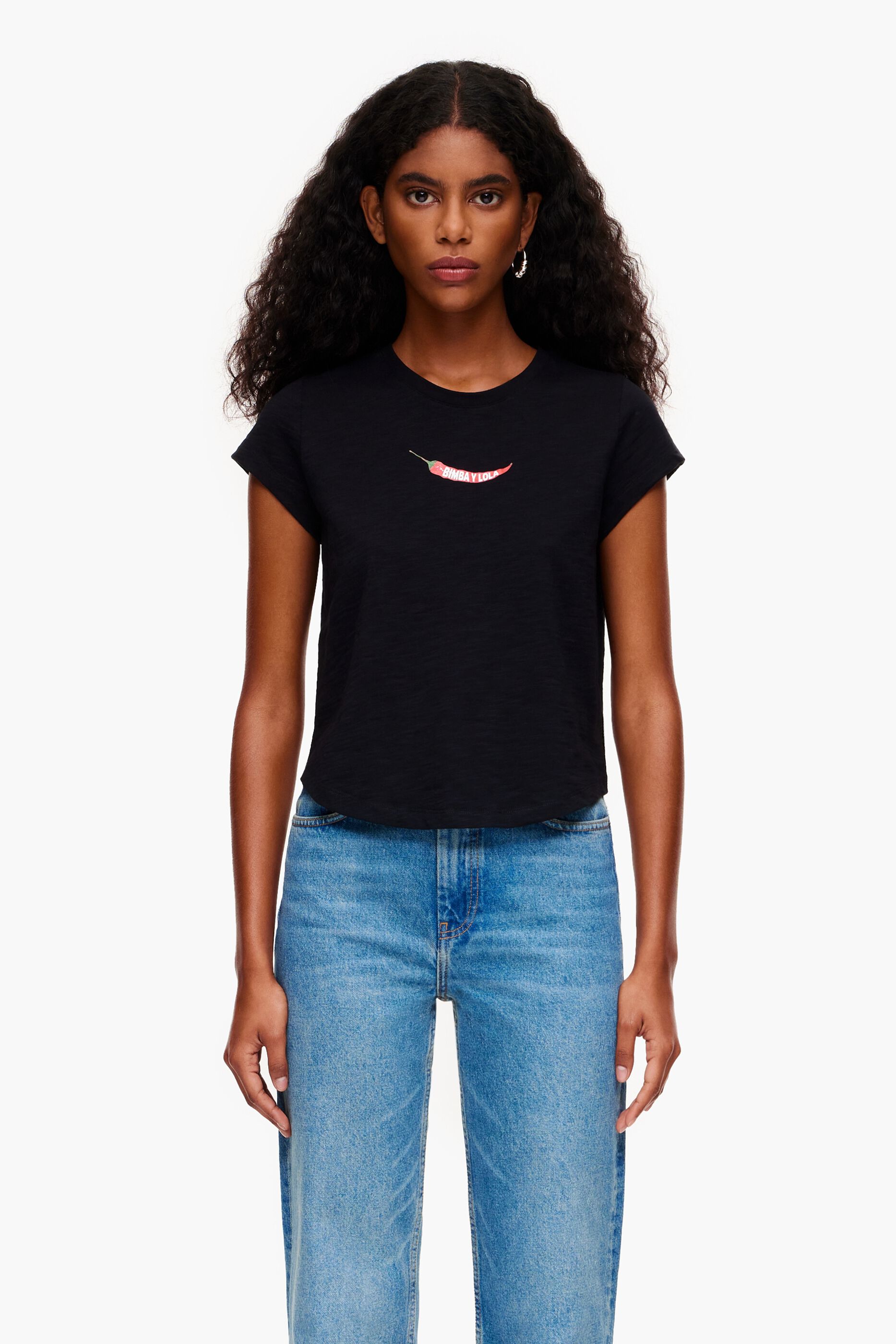 camiseta com estampa de pimenta malagueta