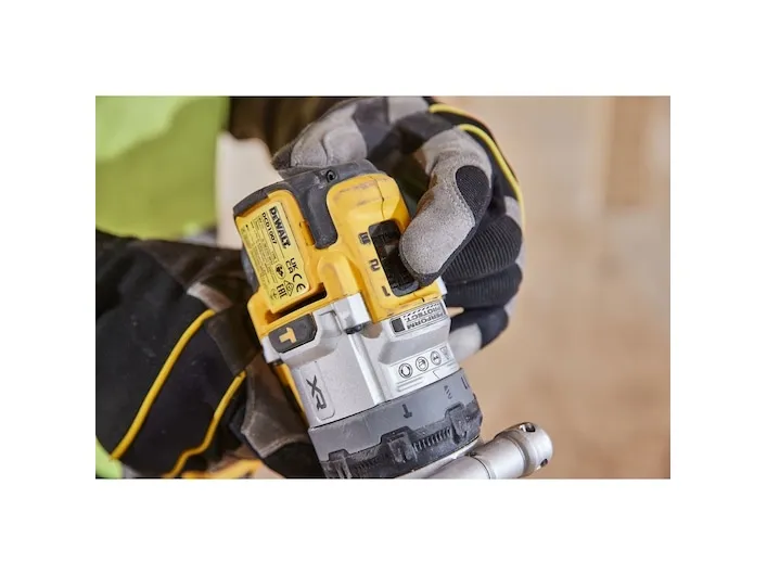 DeWALT DCD1007NT-XJ, Pistolgreb boremaskine, Nøglefri, Børstefri, Sort, Gul, 1,3 cm, 2250 rpm - SOLO