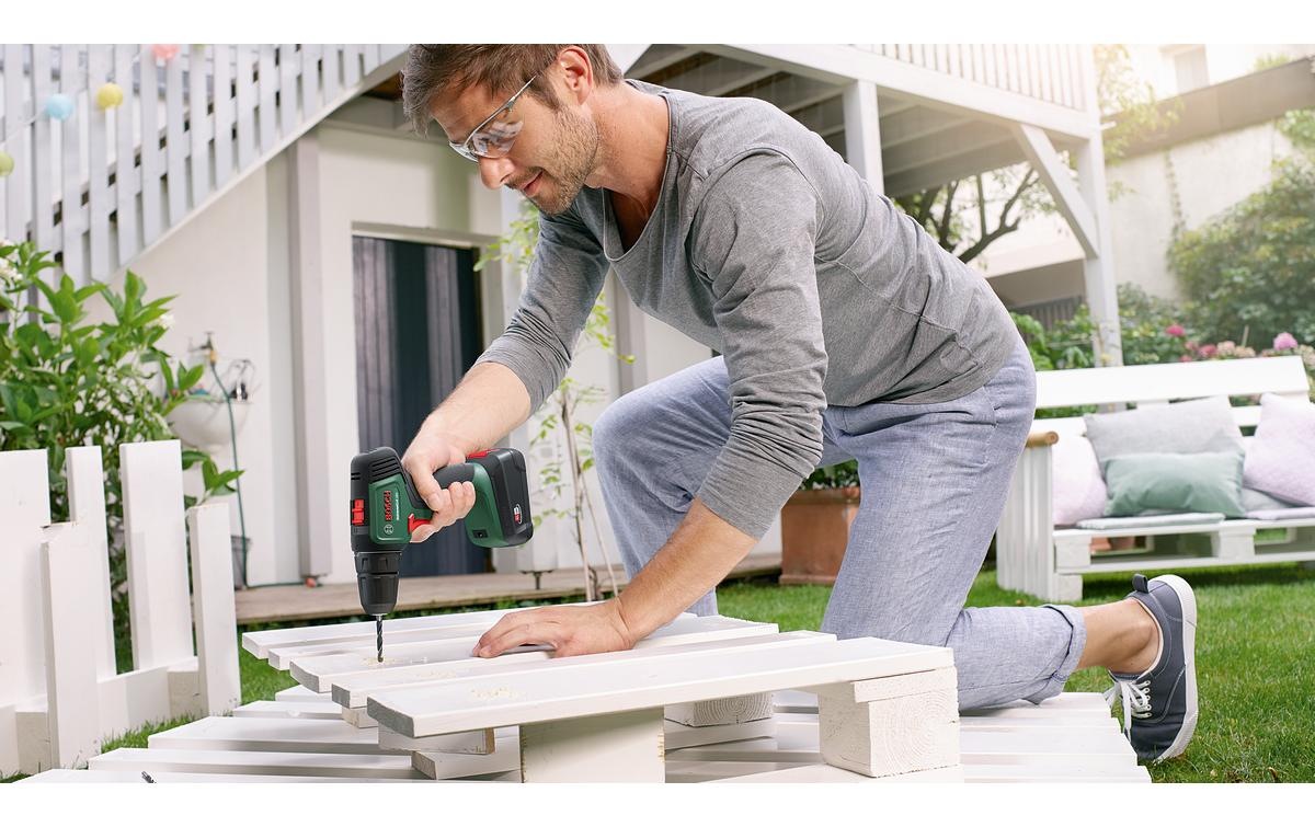 BOSCH Akku-Bohrschrauber »UniversalDrill 18 V Solo«