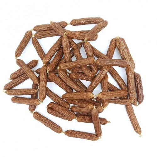 Petiscos de salsicha de frango para cães