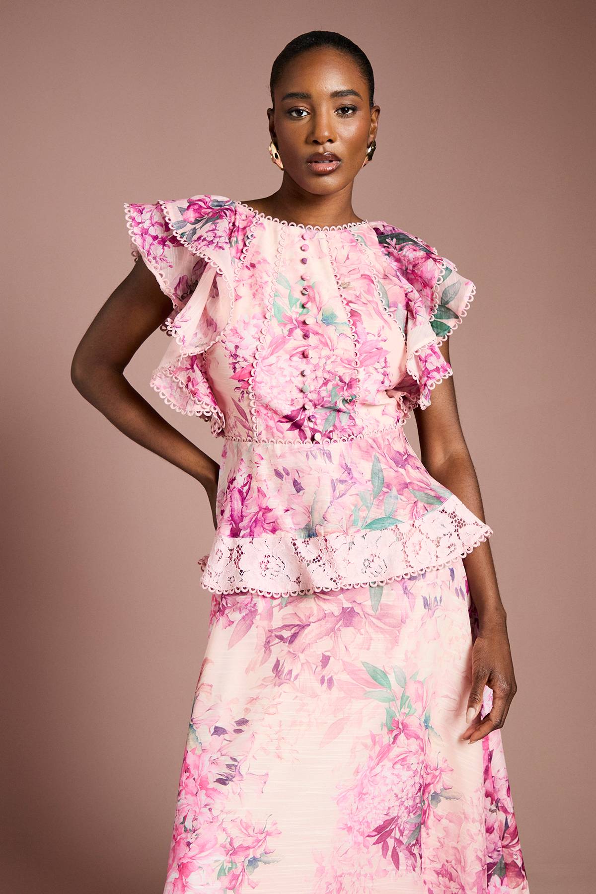 Coast Robe Mi-Longue à Volants Imprimés avec Finitions en Dentelle