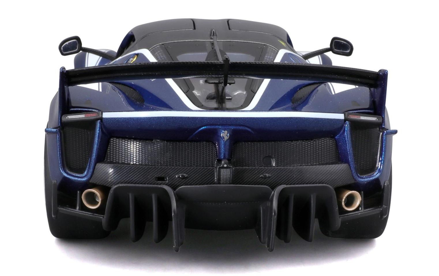 Ferrari R&P FXX-K EVO Blau 1:18Sammlermodell im Massstab 1:18