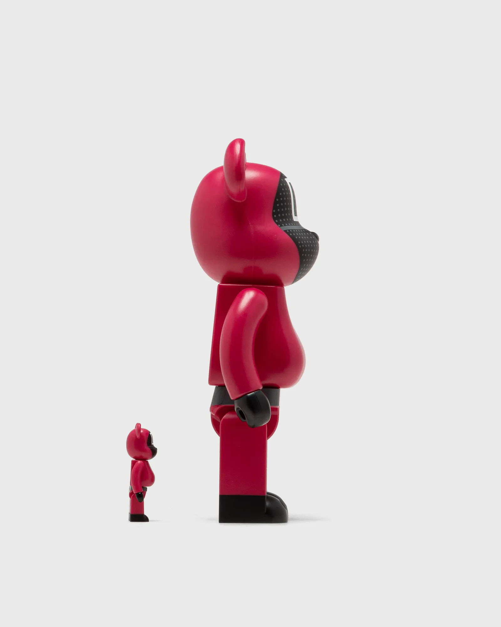 MEDICOM BEARBRICK 400% SQUID GAME MANAGER 2-PACK