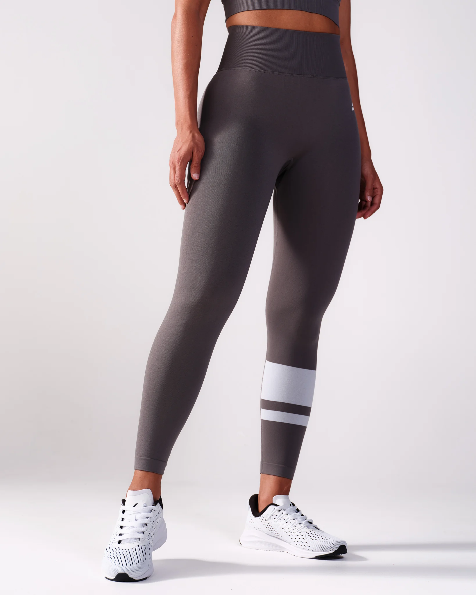 LEVITY Block Tights Grey