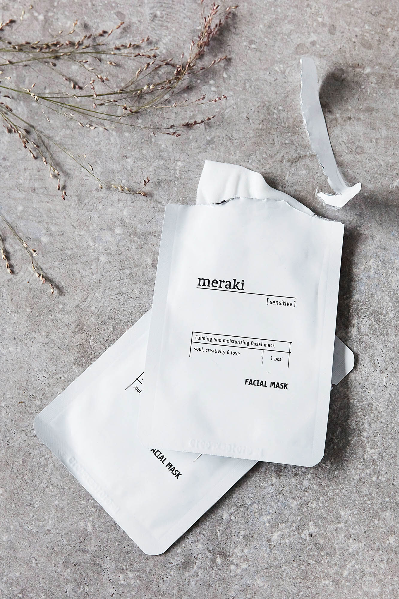 Máscara facial 23 g - branca