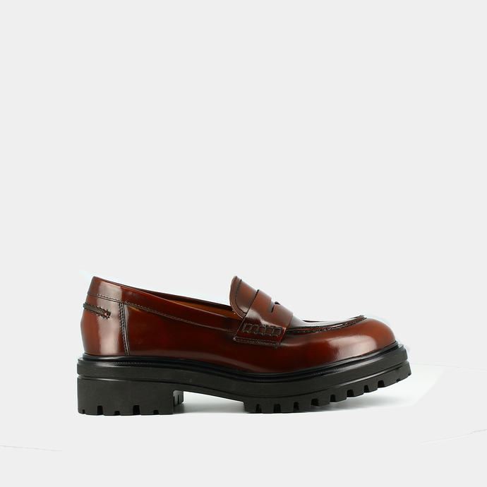 Mocassins à semelles crantées  en cuir marron