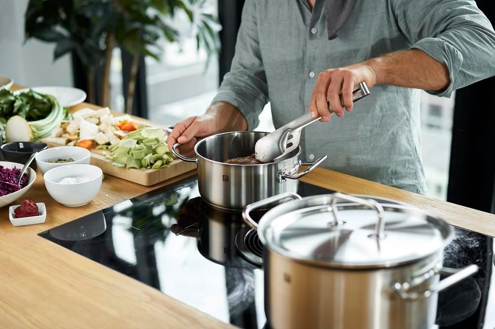ZWILLING Twin Classic Kochtopf-Set 5-teilig, mit Deckel, Induktionsgeeignet, Unbeschichtet, Edelstahl, Silber