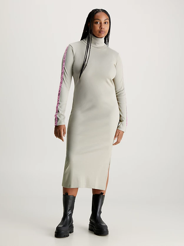 Vestido maxi canelado justo