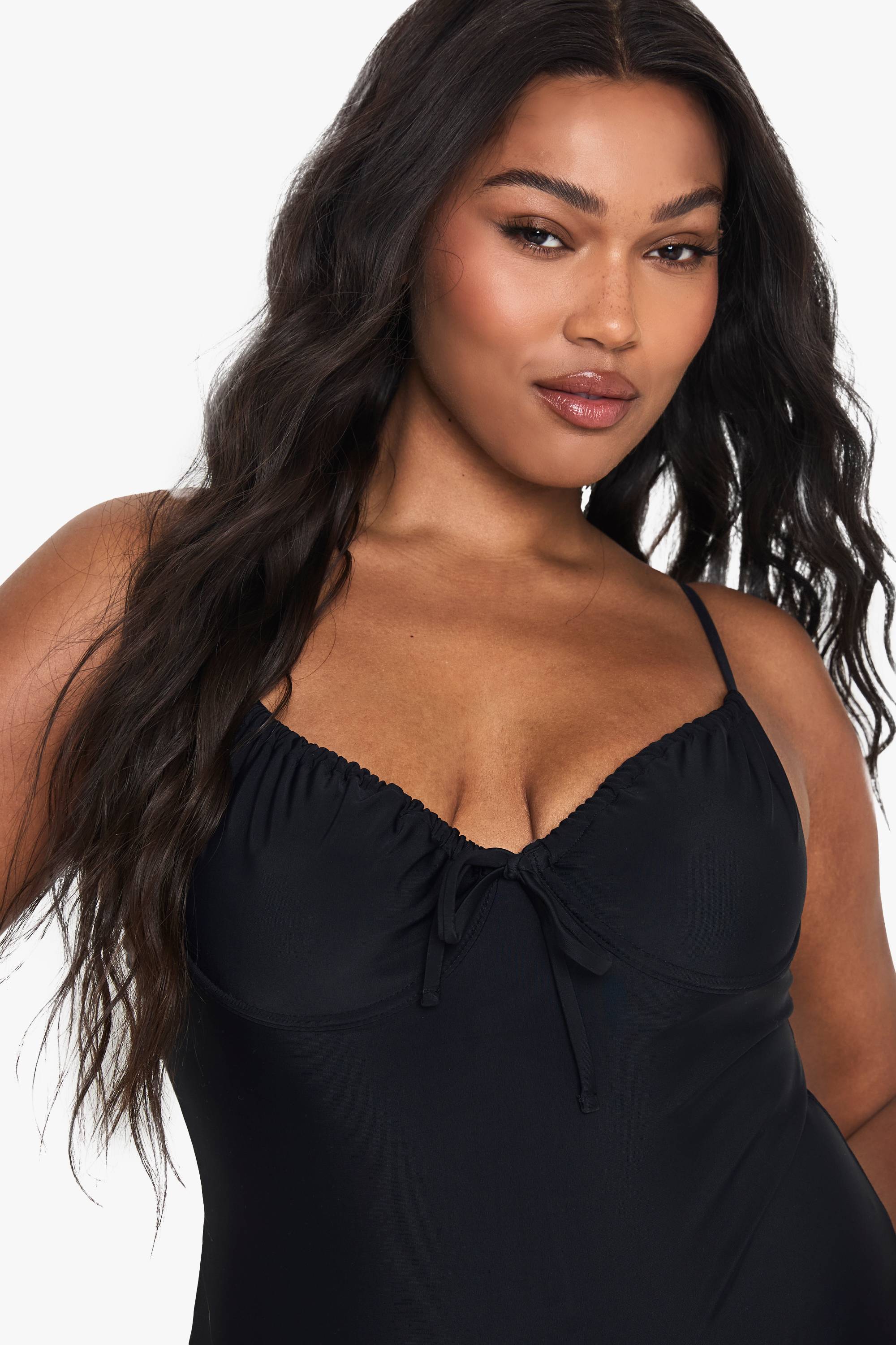 boohoo Plus Swimwear Essentials - Maillot de bain à armatures