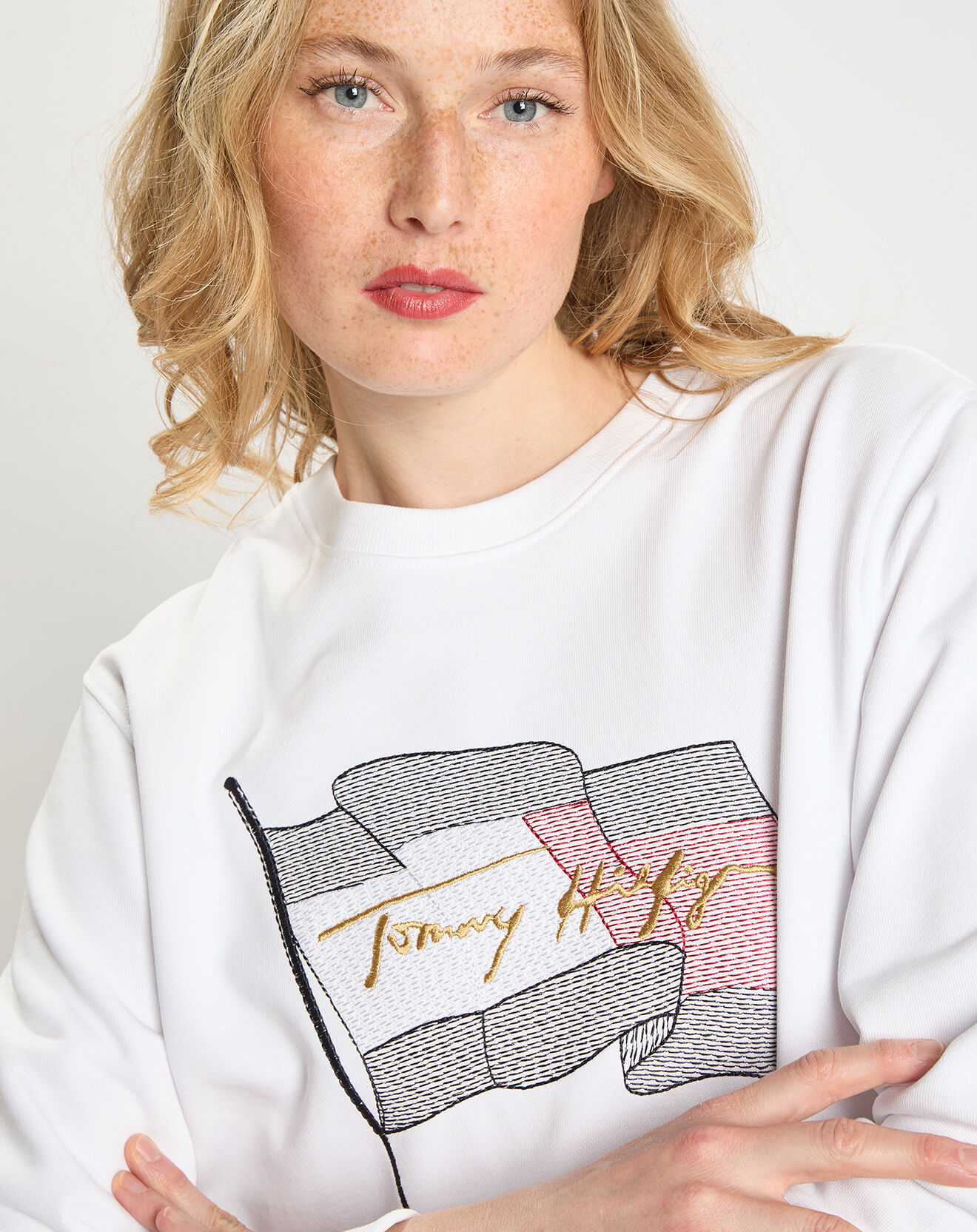 Tommy Hilfiger Sweat 100% Coton Bio relaxed box blanc