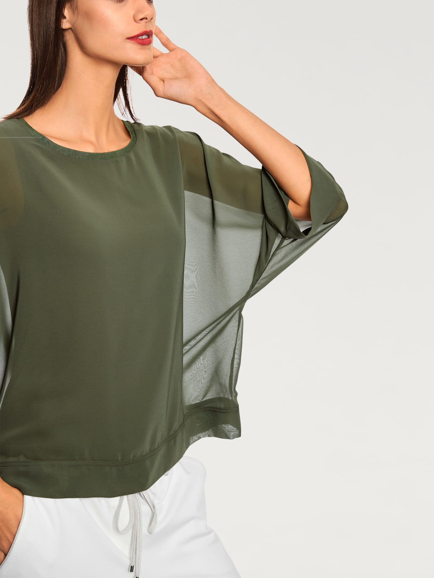 T-shirt look ample tendance