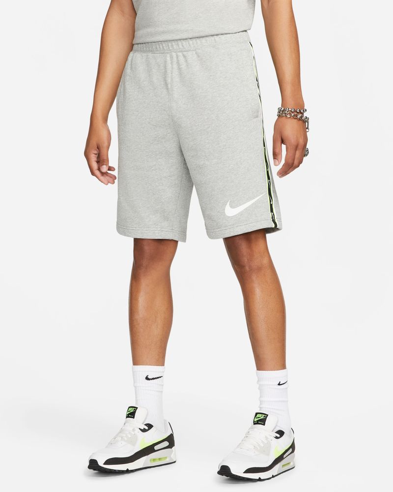 Short Nike Repeat Gris pour homme