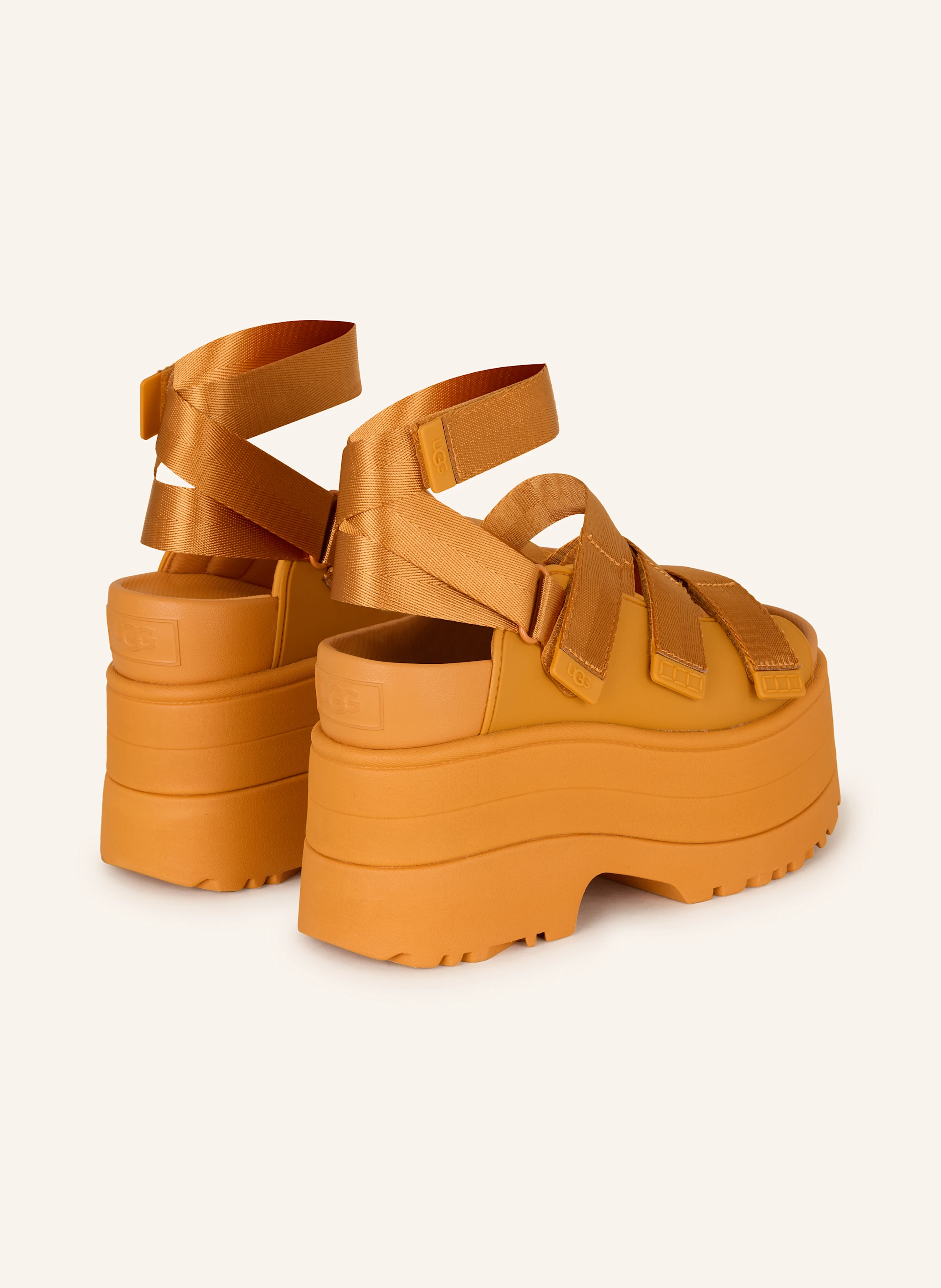 UGG Plateau-Sandalen GOLDENRISE