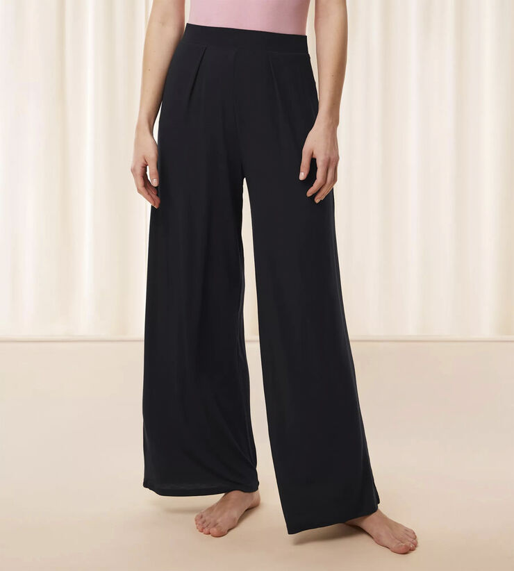 Triumph Aura Spotlight Trousers Black