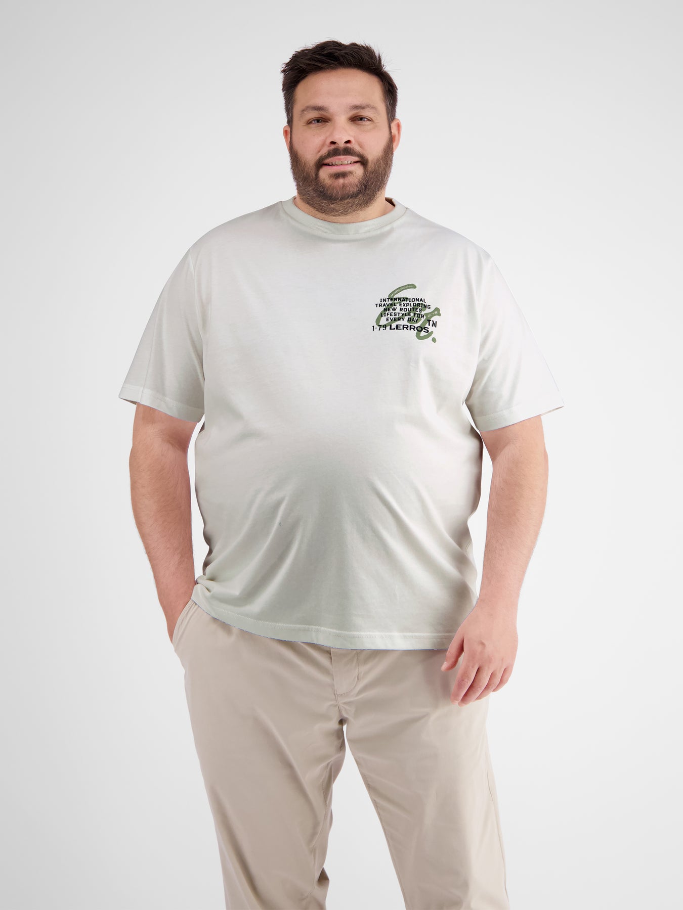 T-Shirt mit Brustprint in Großen Größen