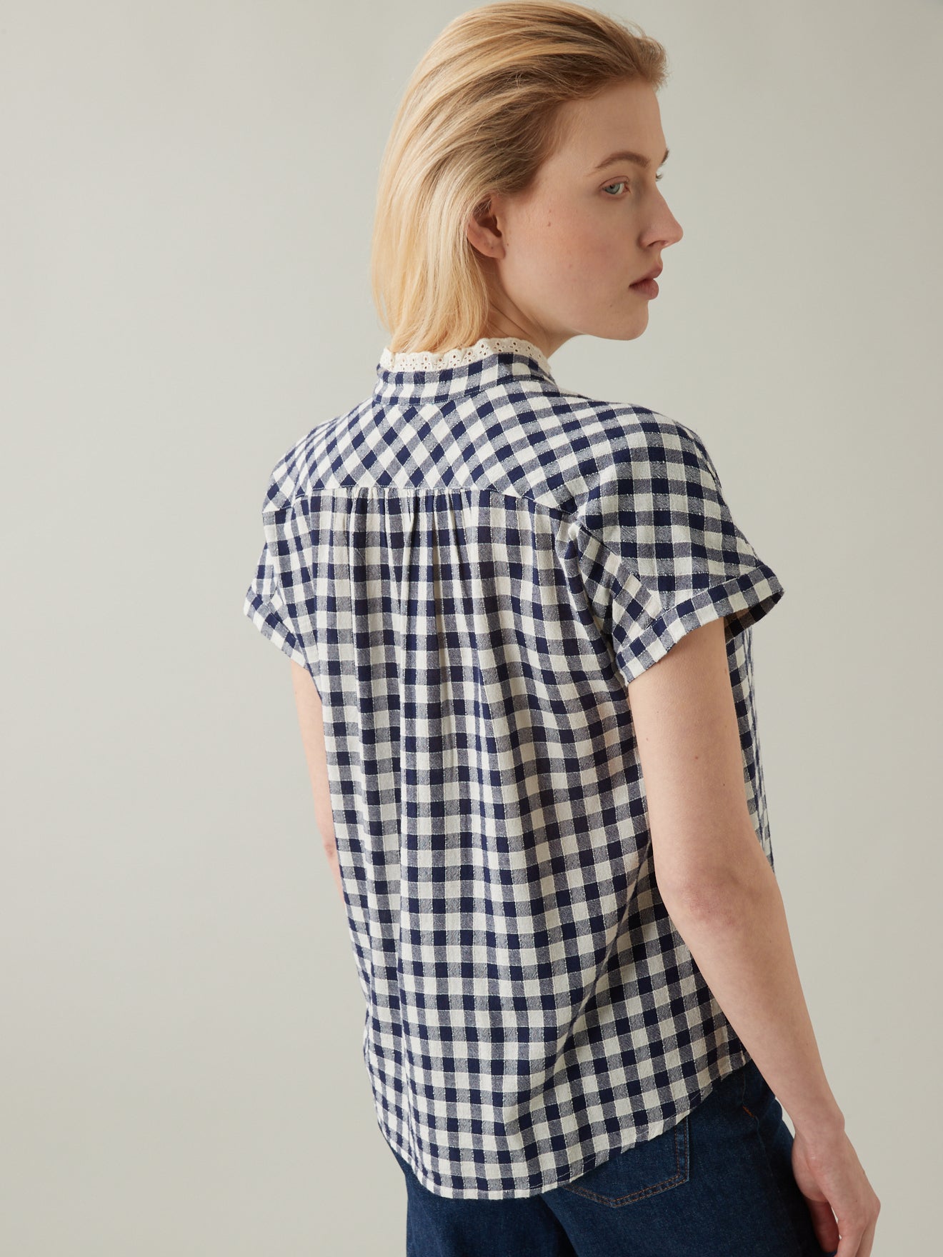 Top vichy femme col brodé