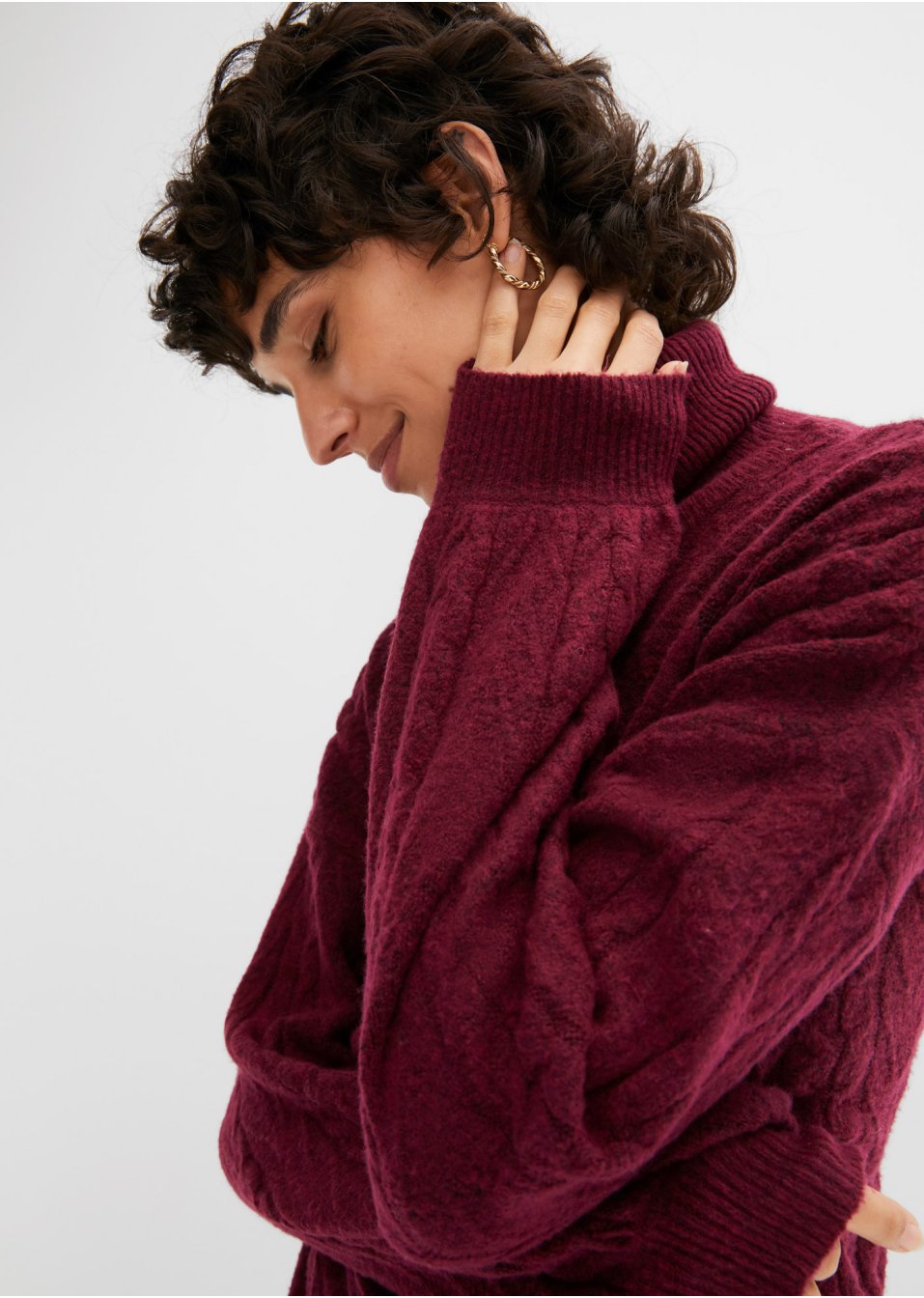 Pull col roulé avec fente