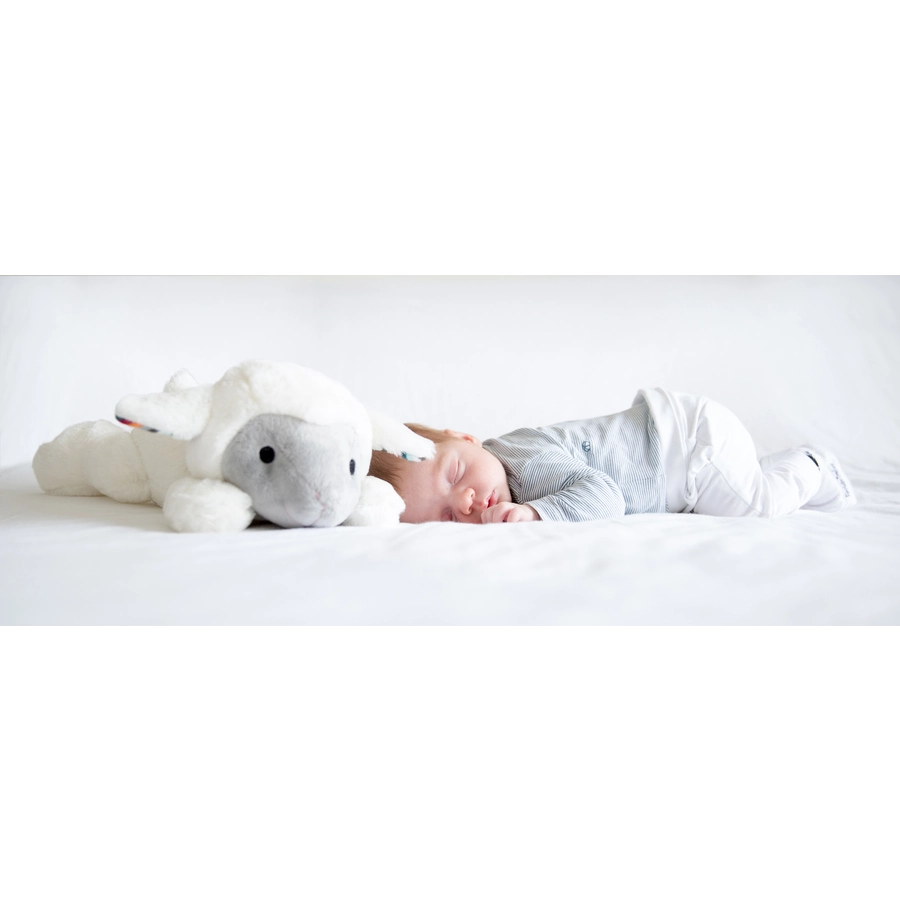 ZAZU Liz - Kuscheltier Lamm mit Herzschlagsimulation