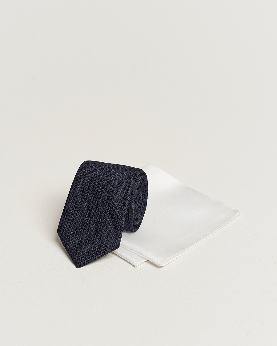 Amanda Christensen Set Tie Navy & Handkercheif White