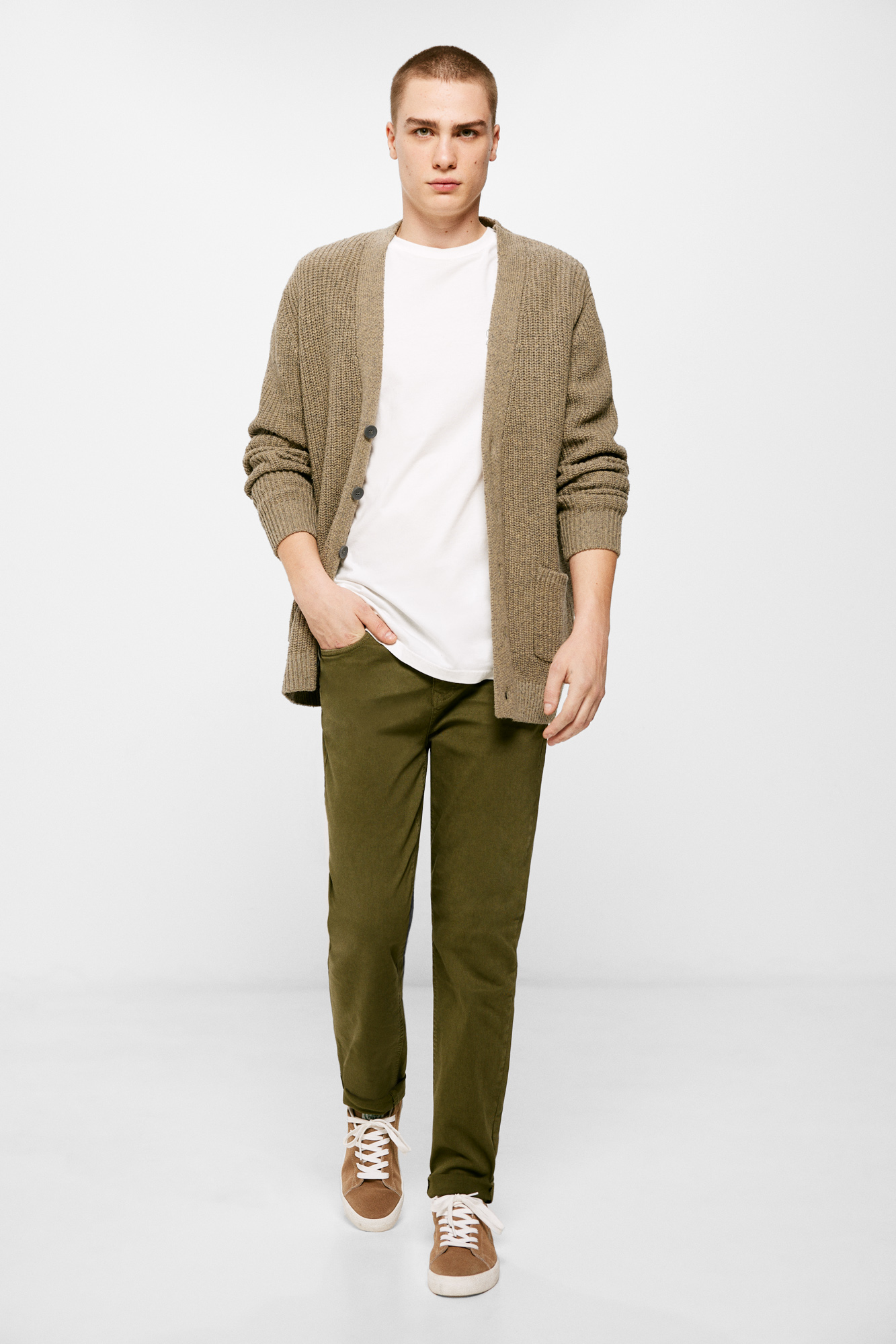 Calça de cinco bolsos com lavagem slim-fit