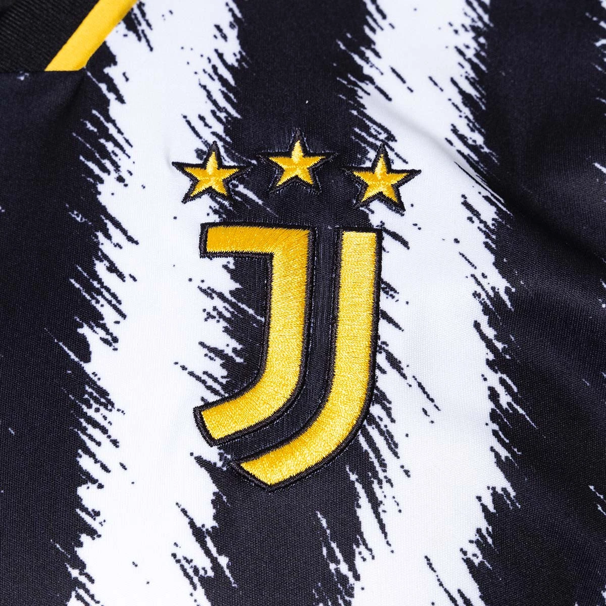 T-Shirt adidas Juventus Primeiro Equipamento 2023-2024 Criança