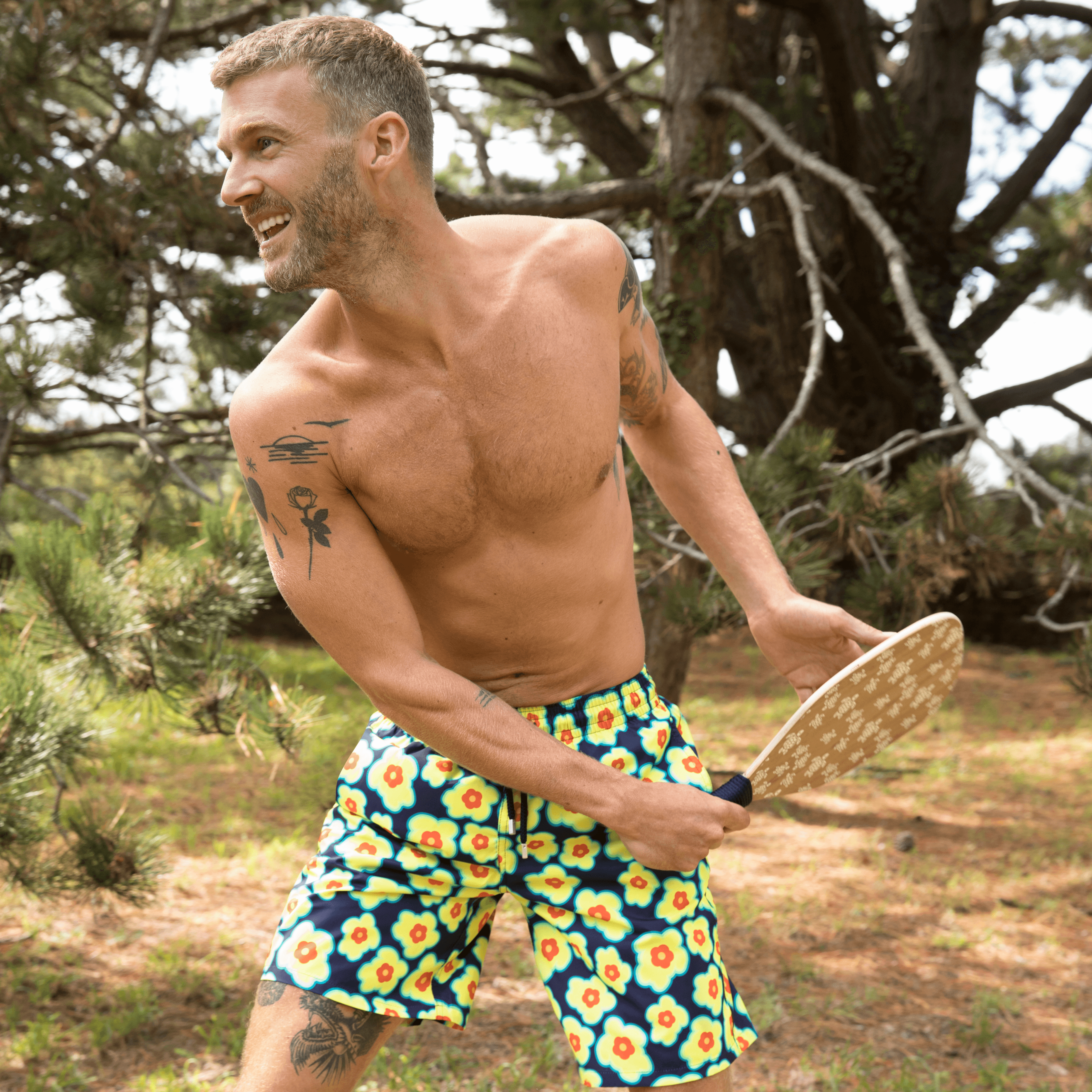 Raquettes de plage en bois | Site Vilebrequin | PPGU19V1