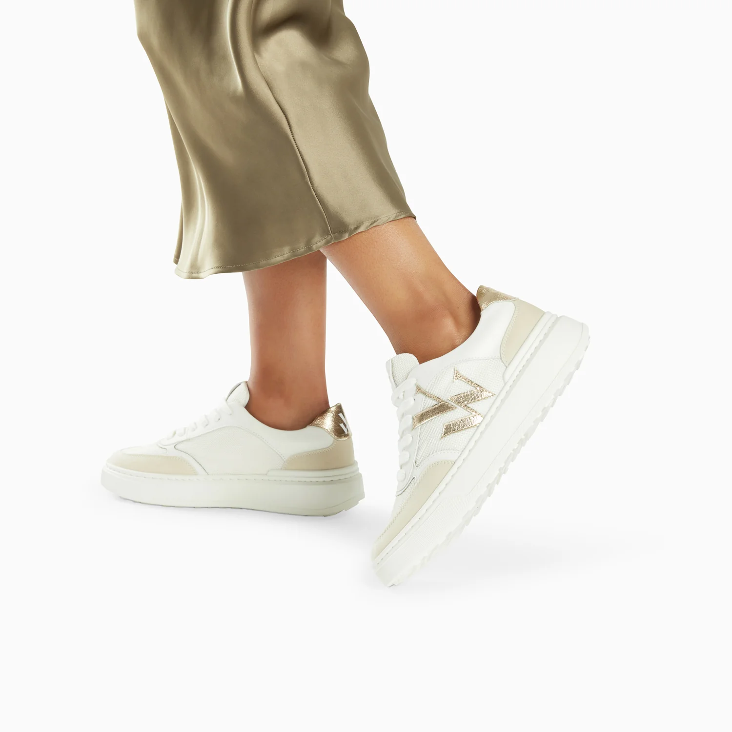 Sneakers-Baskets monogramme Valentine or
