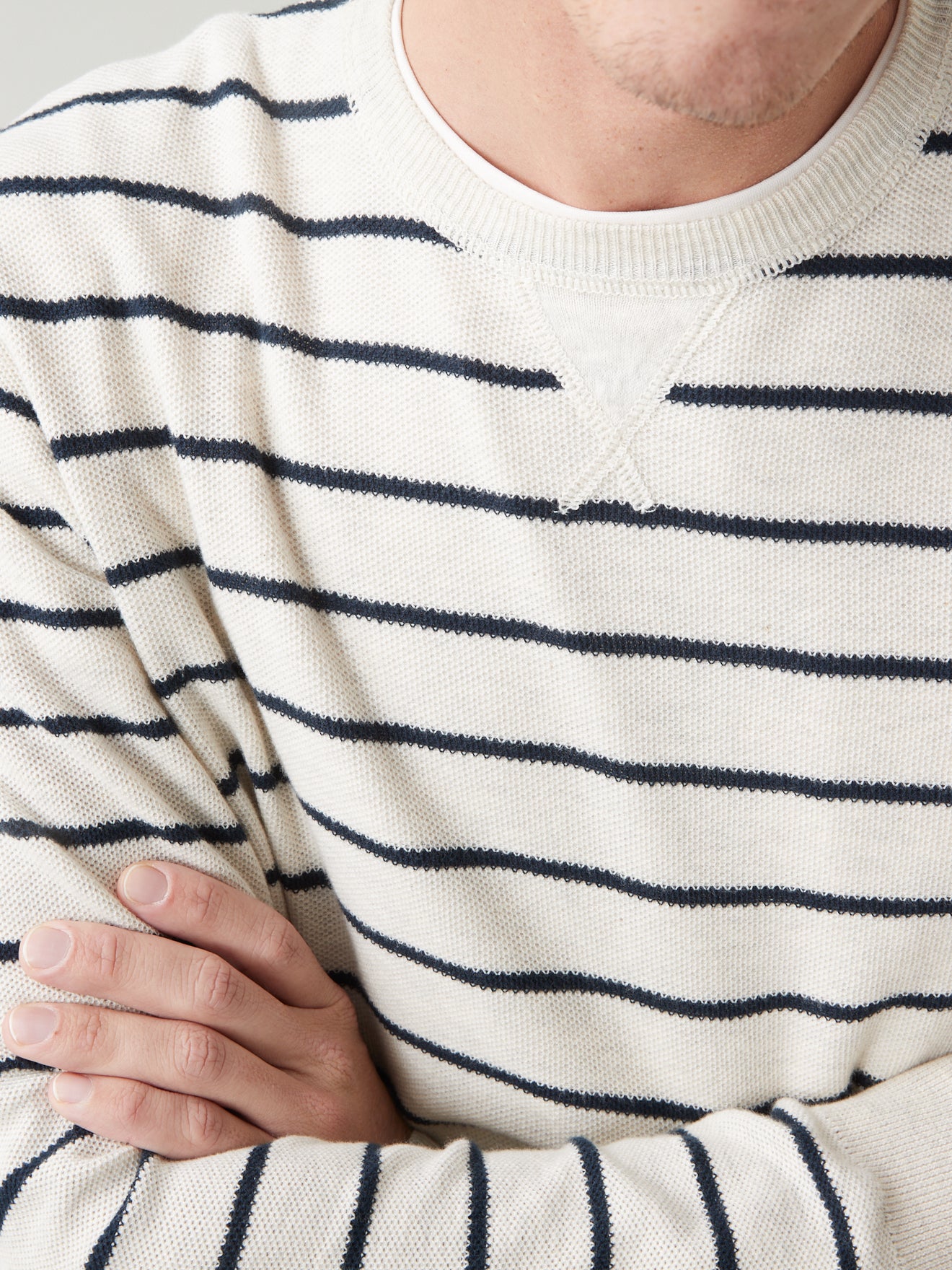 Pull col rond rayé homme
