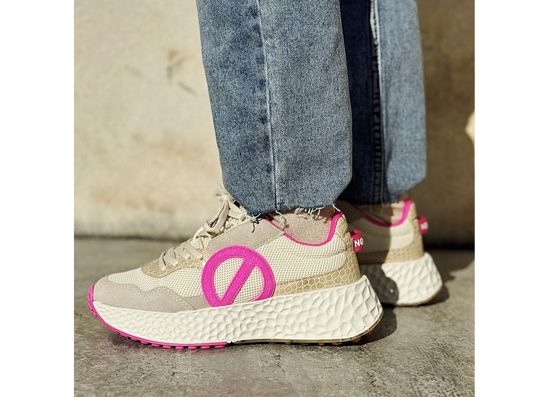 Carter jogger beige rose