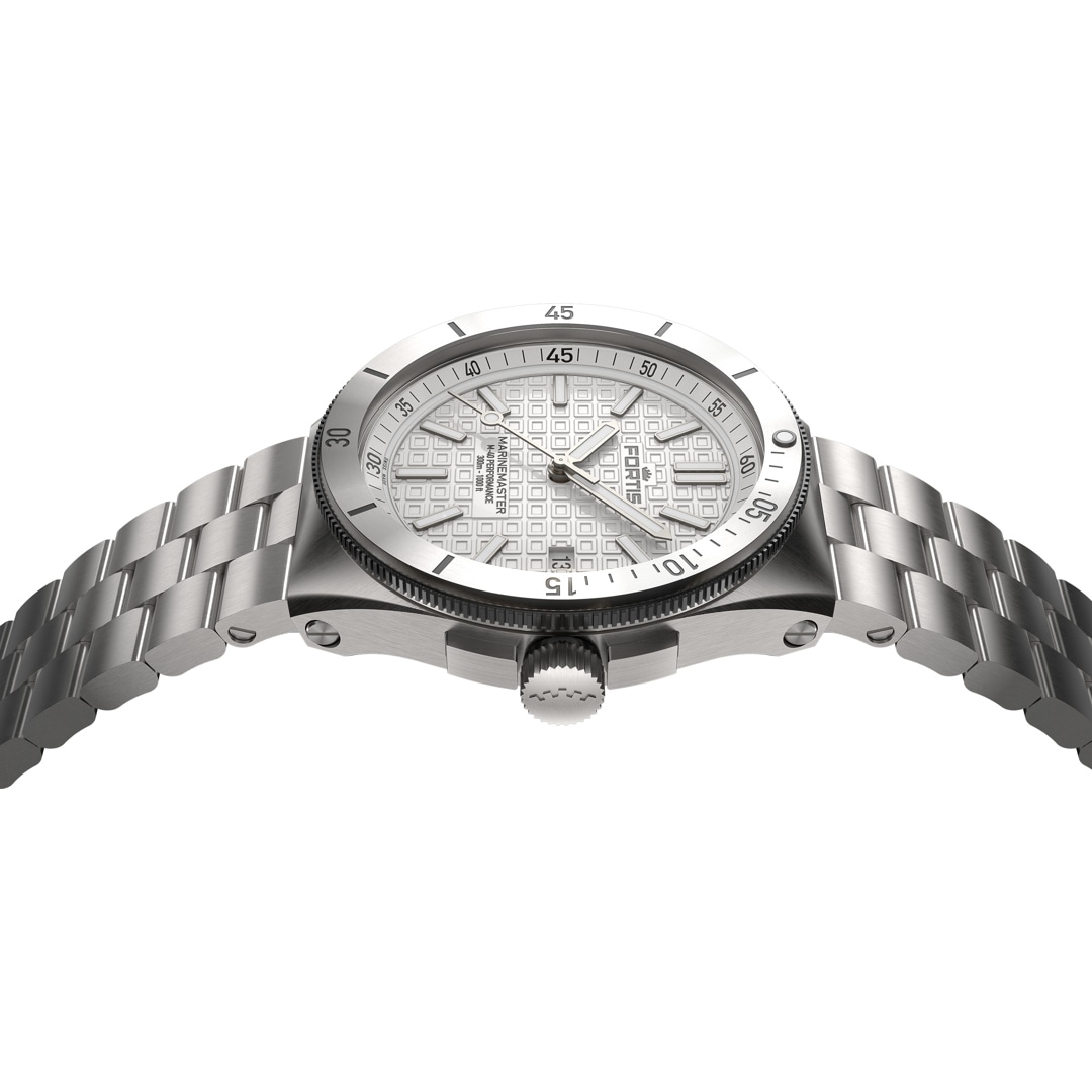Fortis Marinemaster M-40 Snow White Block Bracelet
