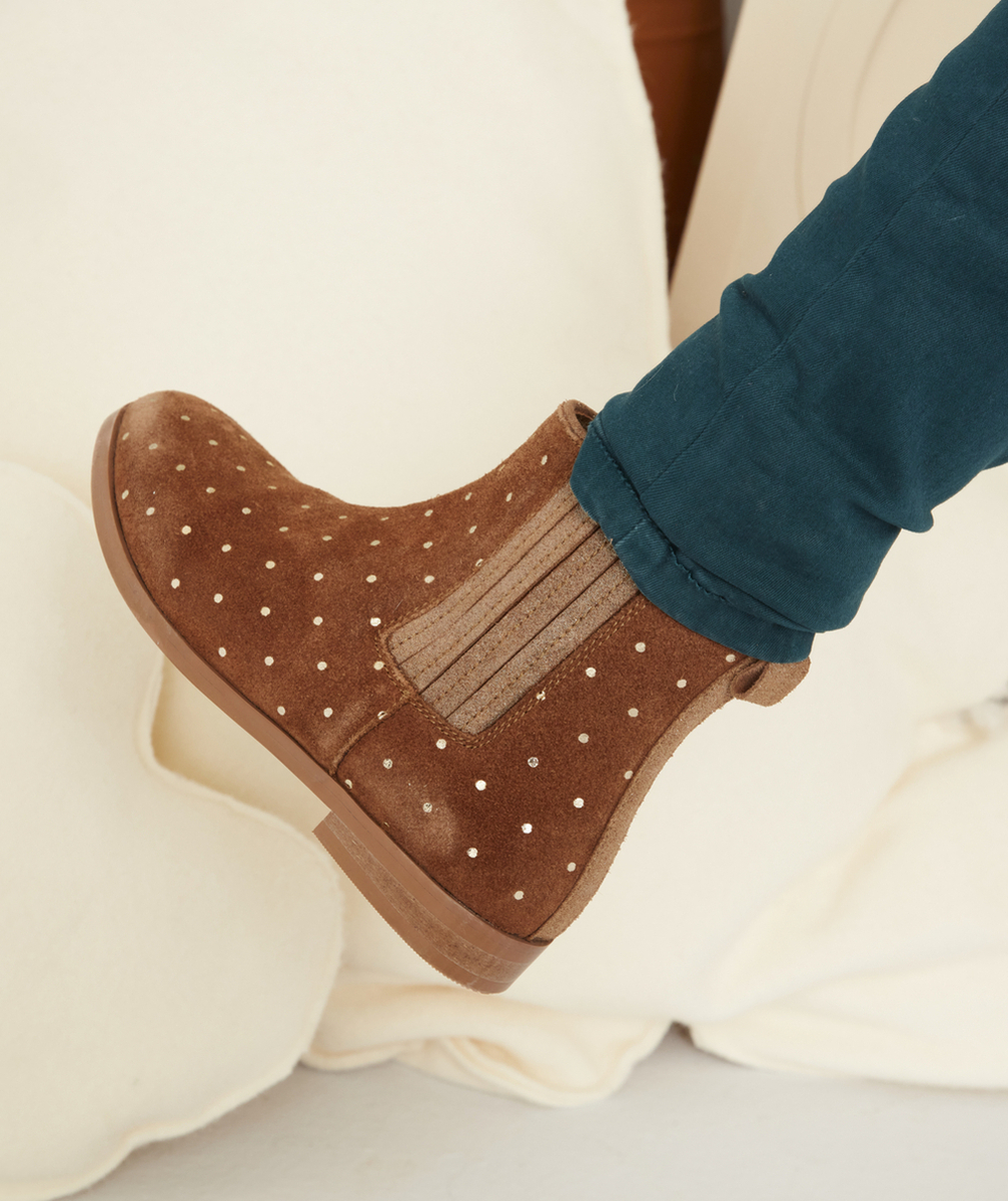 BOTTINES FILLE EN CUIR CAMEL AVEC POIS COULEUR DORÉE