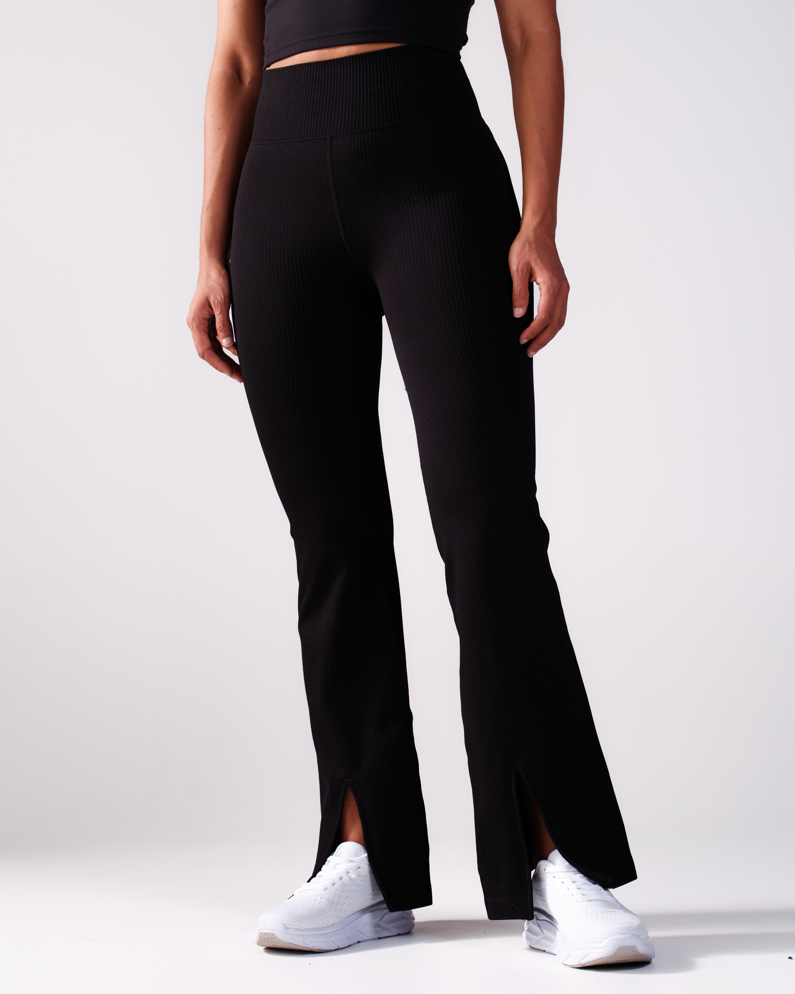 LEVITY Rib Flare Slit Tights Black