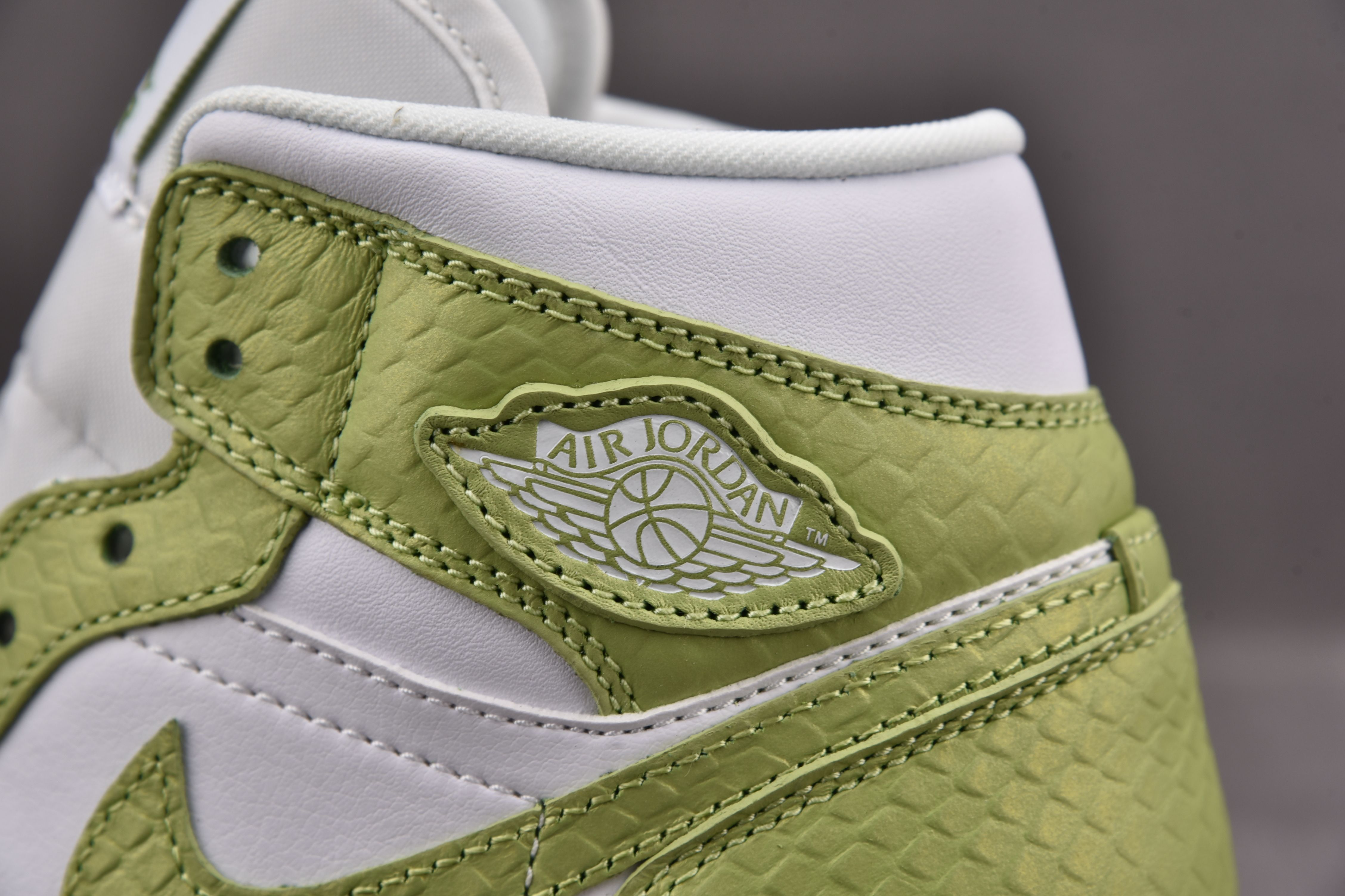 Jordan 1 Mid Green Python (Women Size!!)