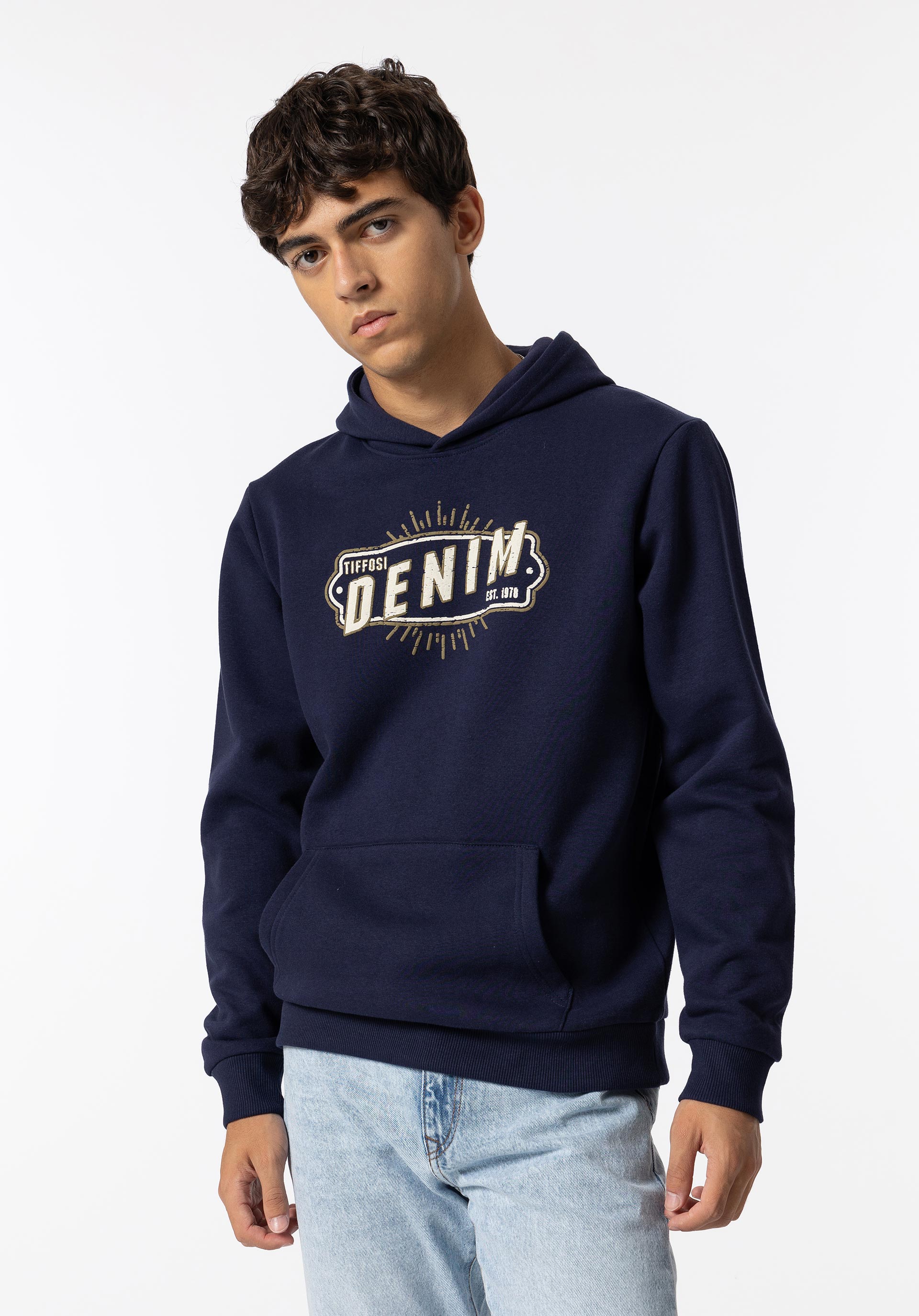 Hoodie Estampado Frontal com Relevo
